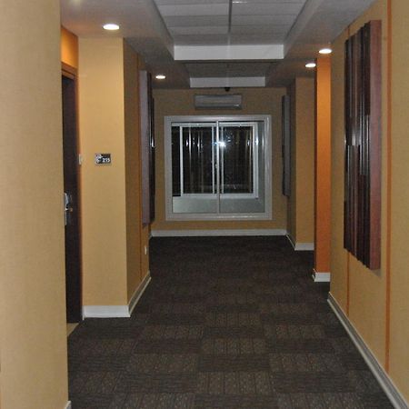 ซิตี้ฮับ โฮเต็ล แอด เกจายาน Hotel ยอกยาการ์ตา ภายนอก รูปภาพ