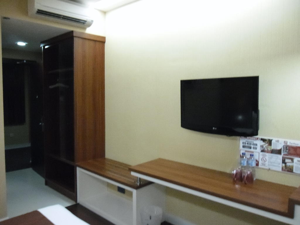 ซิตี้ฮับ โฮเต็ล แอด เกจายาน Hotel ยอกยาการ์ตา ห้อง รูปภาพ